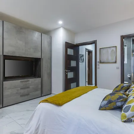 Ferienwohnung Urban Downtown Den In St Julians San Ġiljan Exterior foto