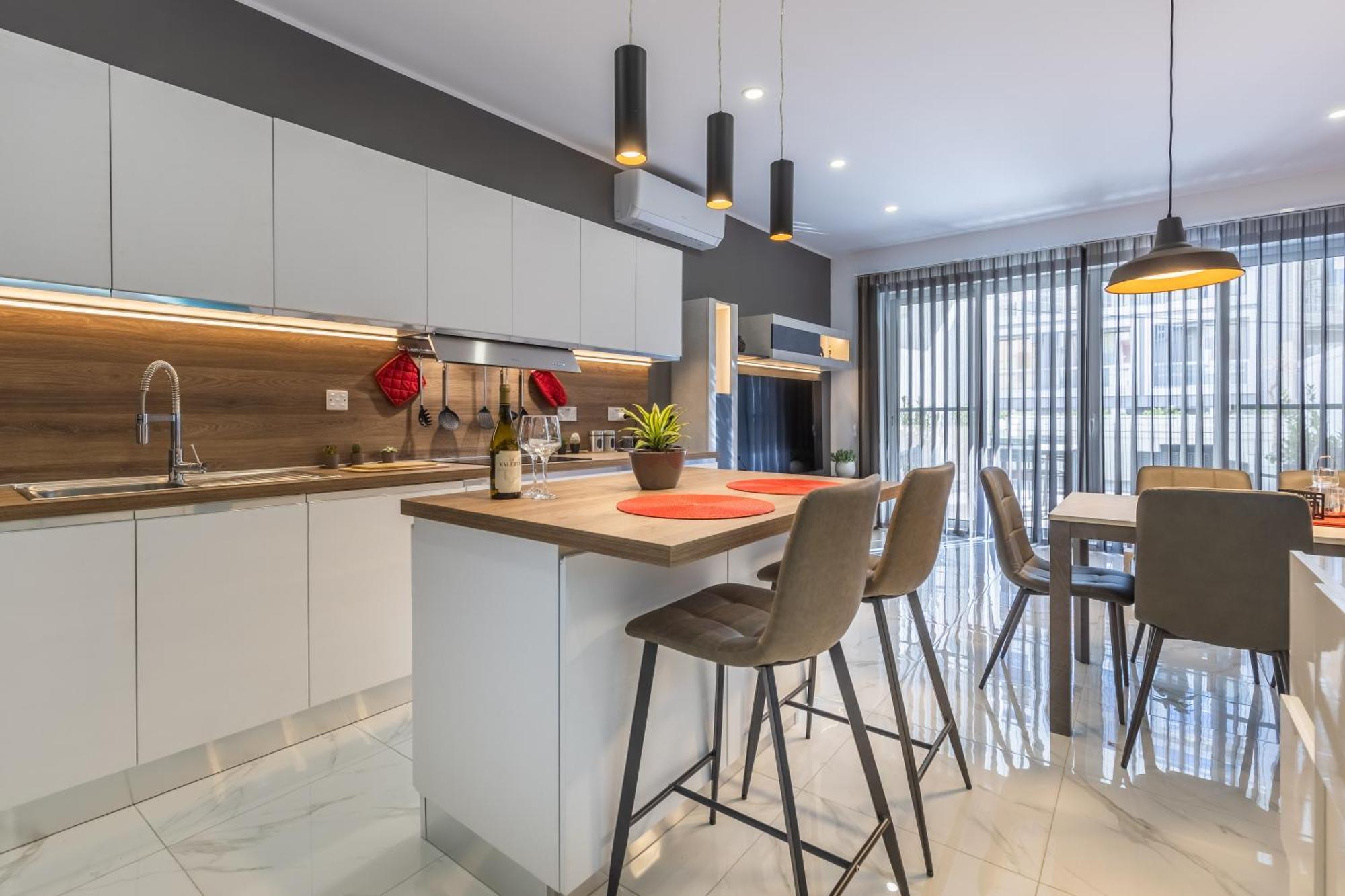 Apartment Urban Downtown Den In St Julians *